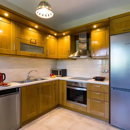 Marina Mare * Akharavi